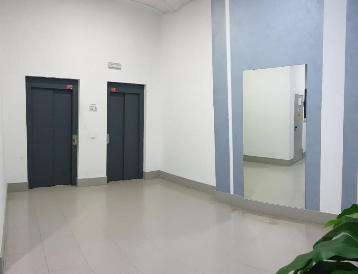 Apartamento Residencial Carmen 奥罗佩萨德尔马 外观 照片