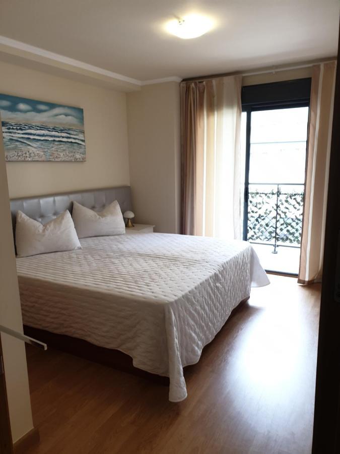 Apartamento Residencial Carmen 奥罗佩萨德尔马 外观 照片